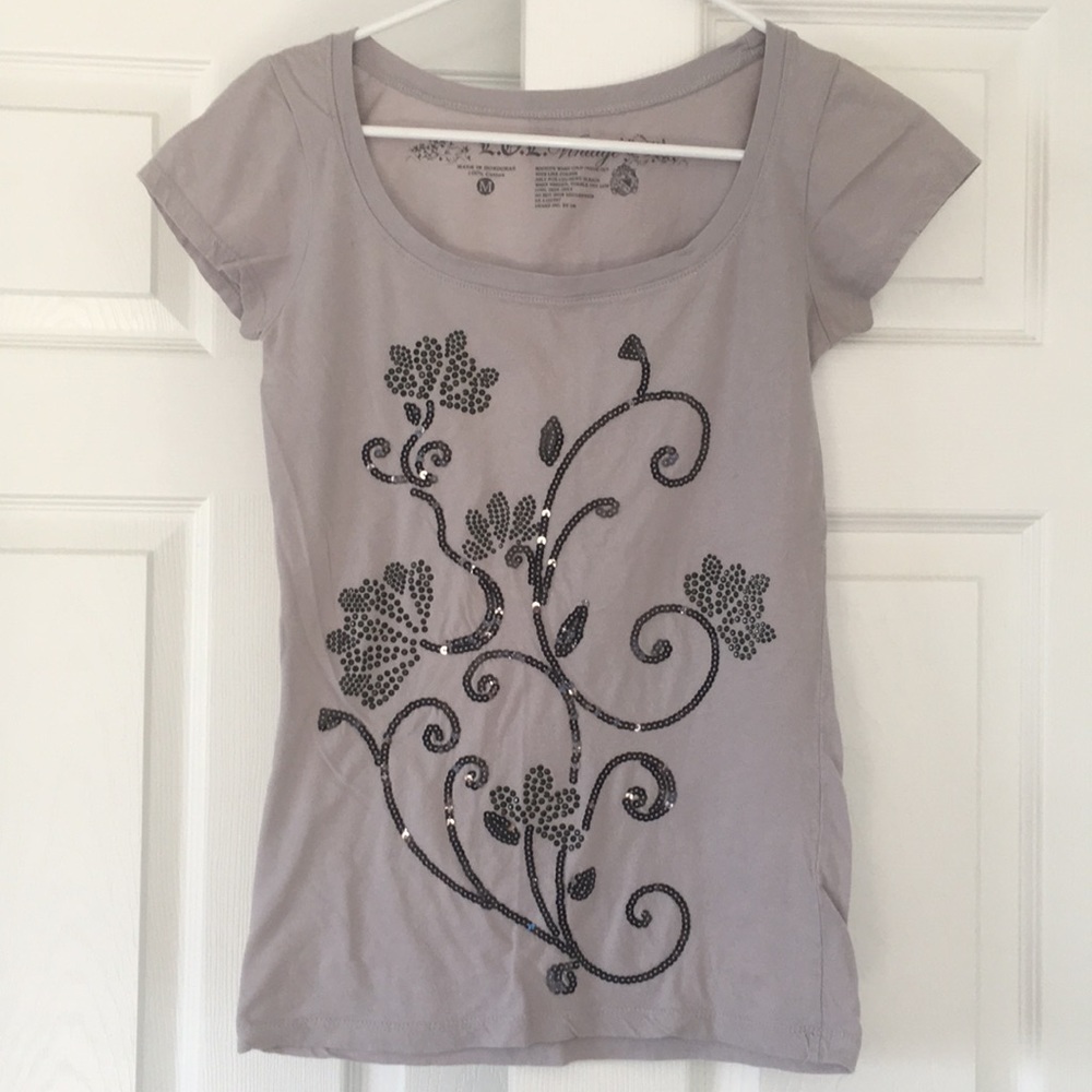 Grey shirt